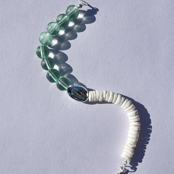 Handmade Bracelet with Cowrie Shell and Minty-Teal Glass - Picture 4 of 4